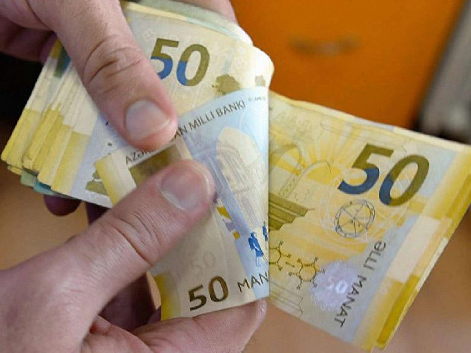 70 manat dövlət rüsumu müəyyənləşir