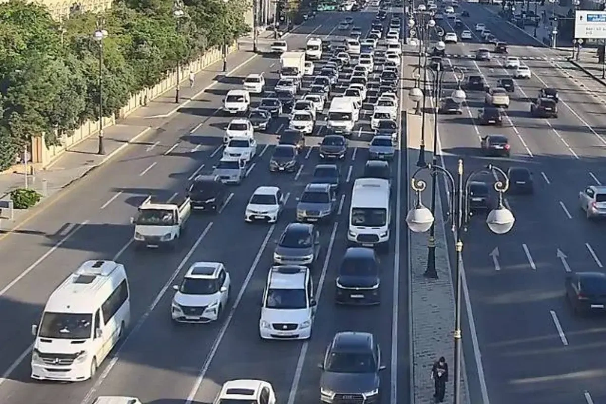 Bu yollarda tıxac var