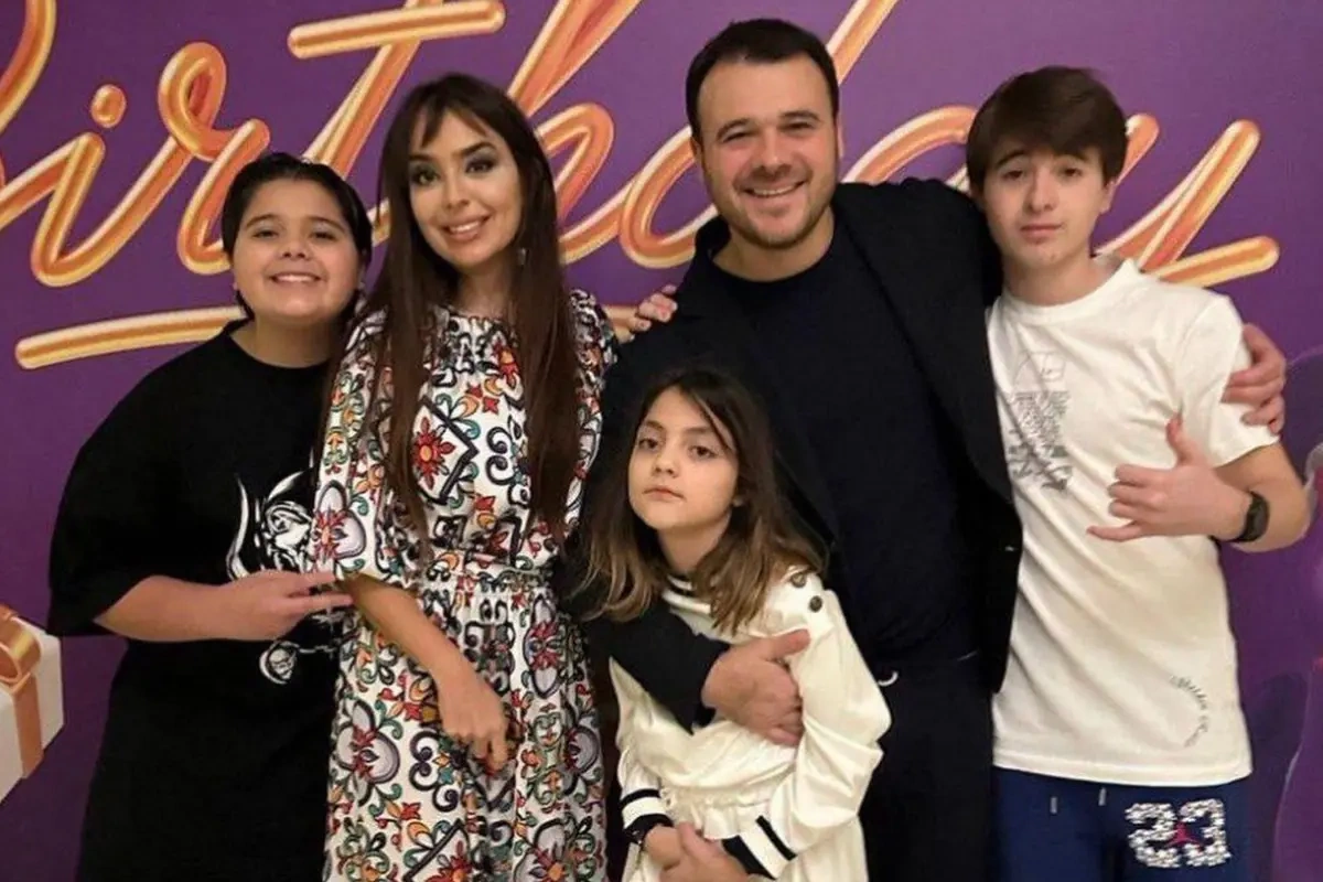 Emin Ağalarovdan Leyla Əliyevaya ad günü təbriki - Video