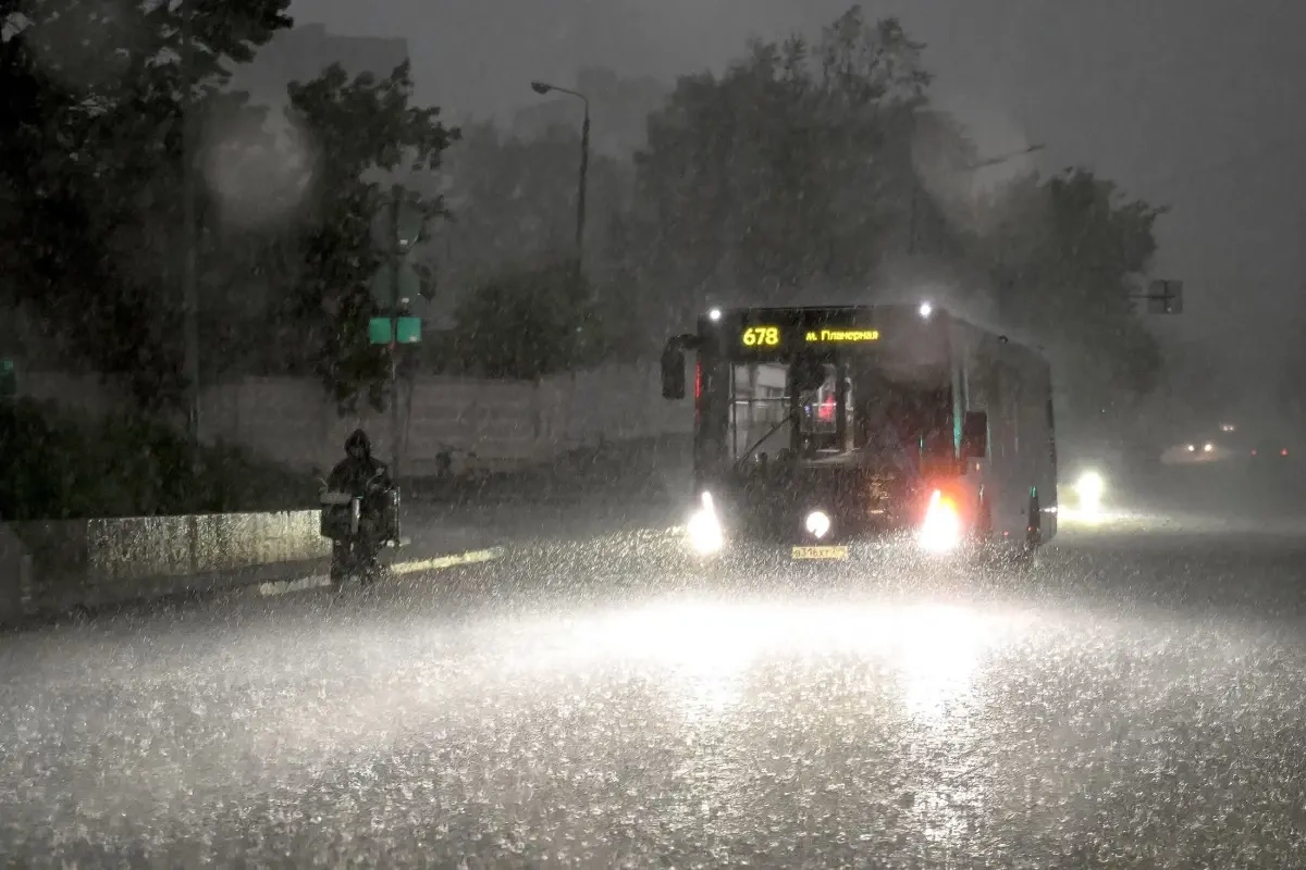 Moskvada güclü yağış fəsadlara yol açdı