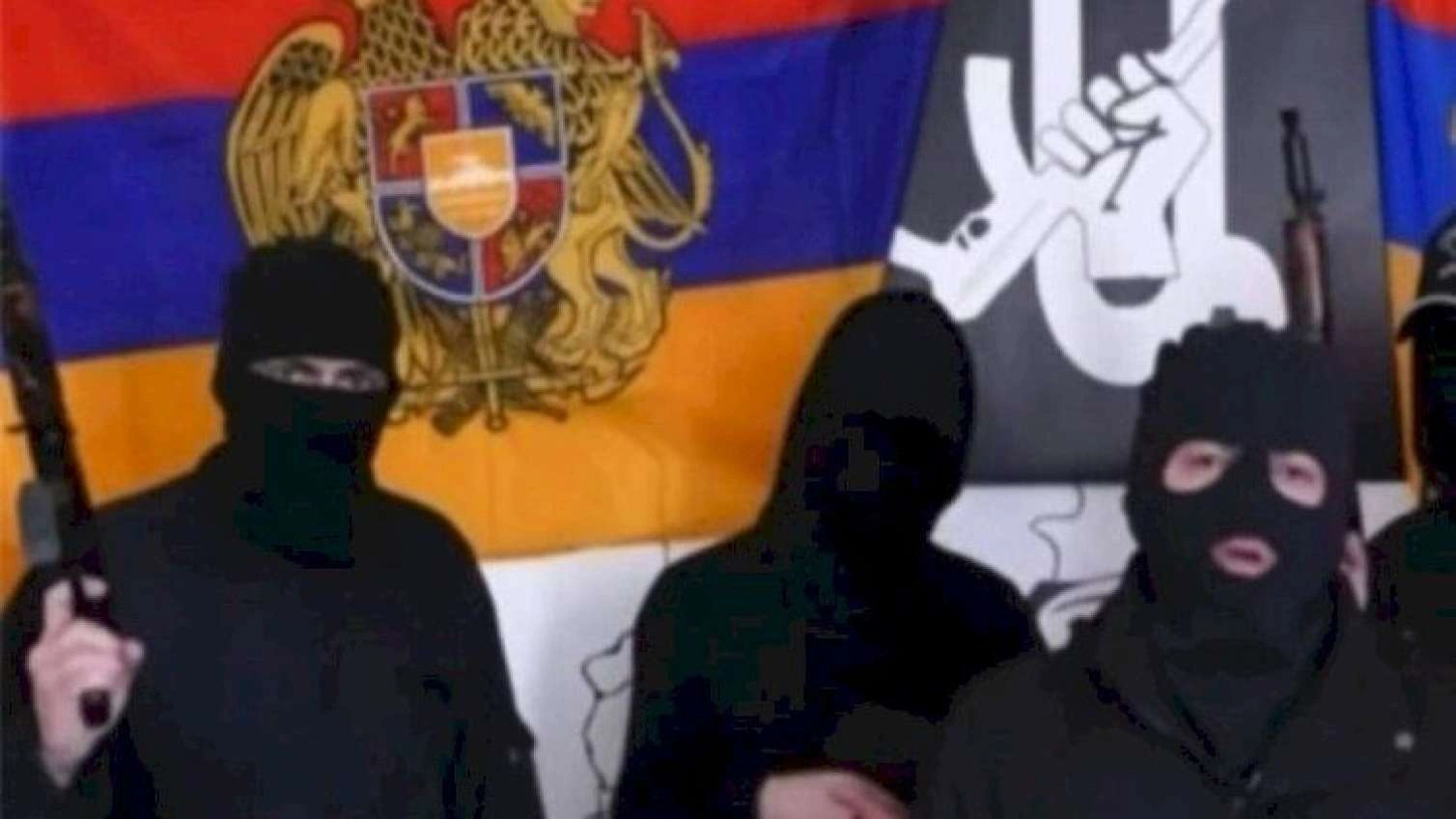 Avtomatlı şəxslər Paşinyanı təhdid etdilər