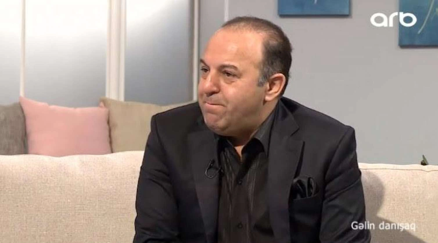 “Bədbəxtlərə deyirəm...” – ABŞ-də yaşayan Elariz