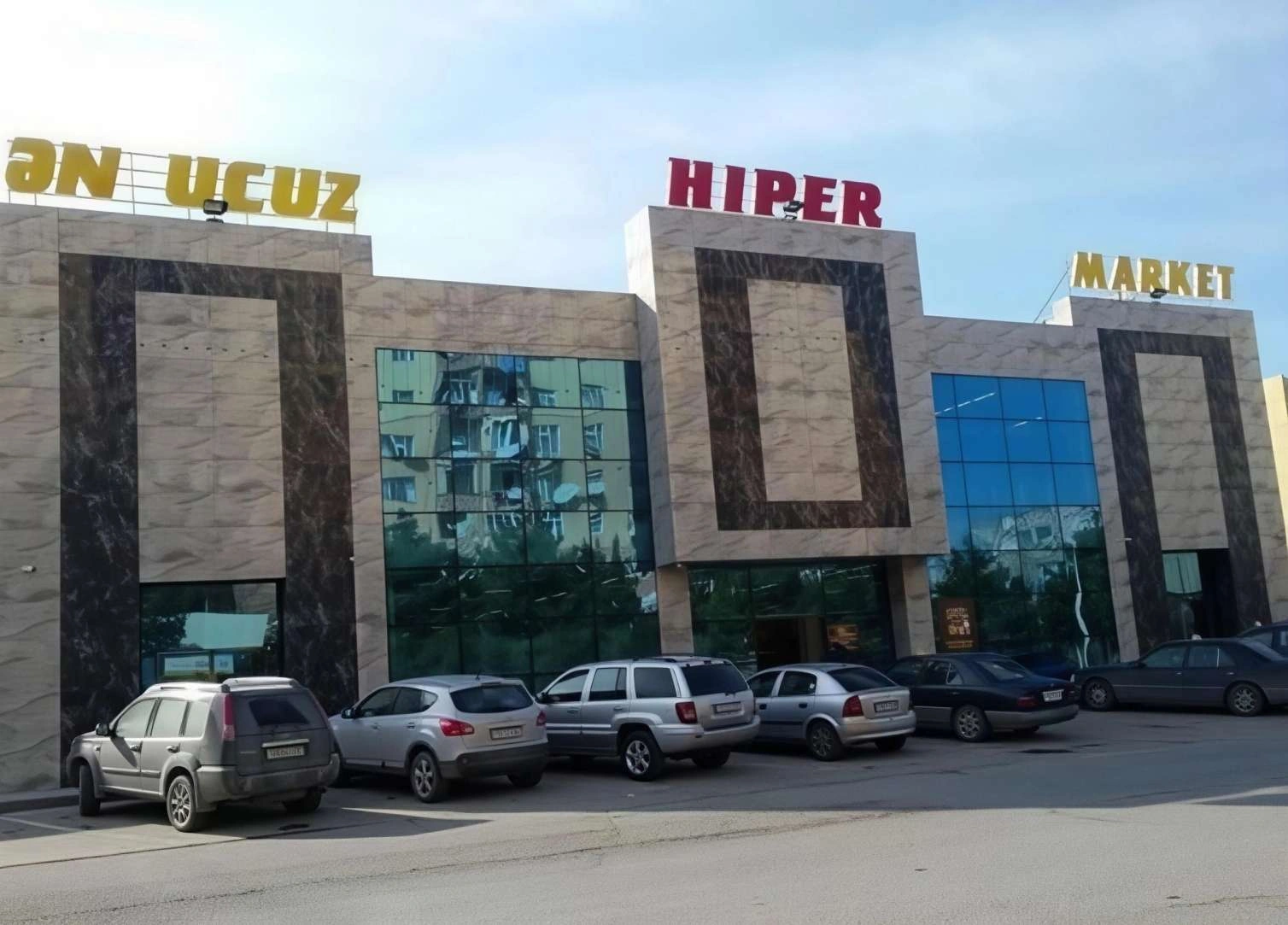 Sumqayıtda məşhur ucuz market bağlanır? -