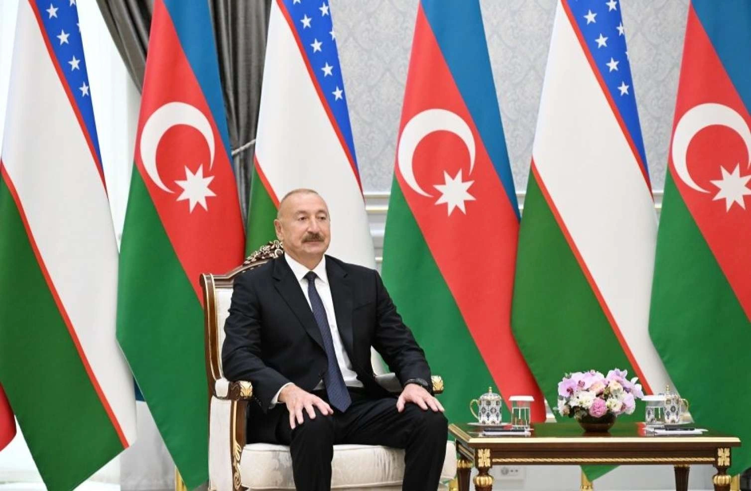 İlham Əliyev Özbəkistanın yüksək dövlət ordeni ilə