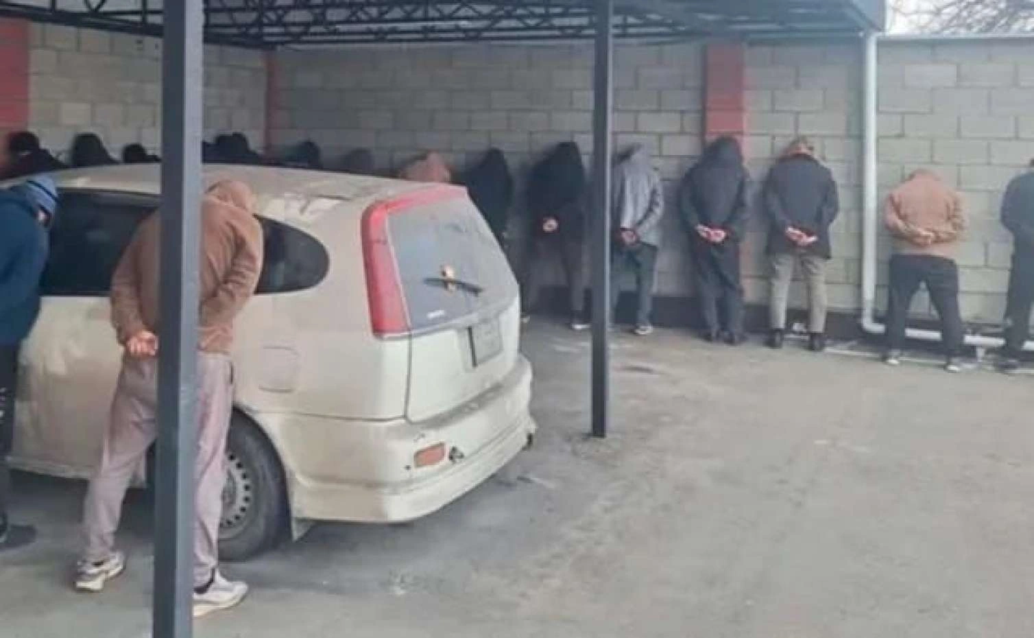 Türk dövlətində terror aktları hazırlamaqda şübhəli bilinən 31 nəfər saxlanıldı - FOTO