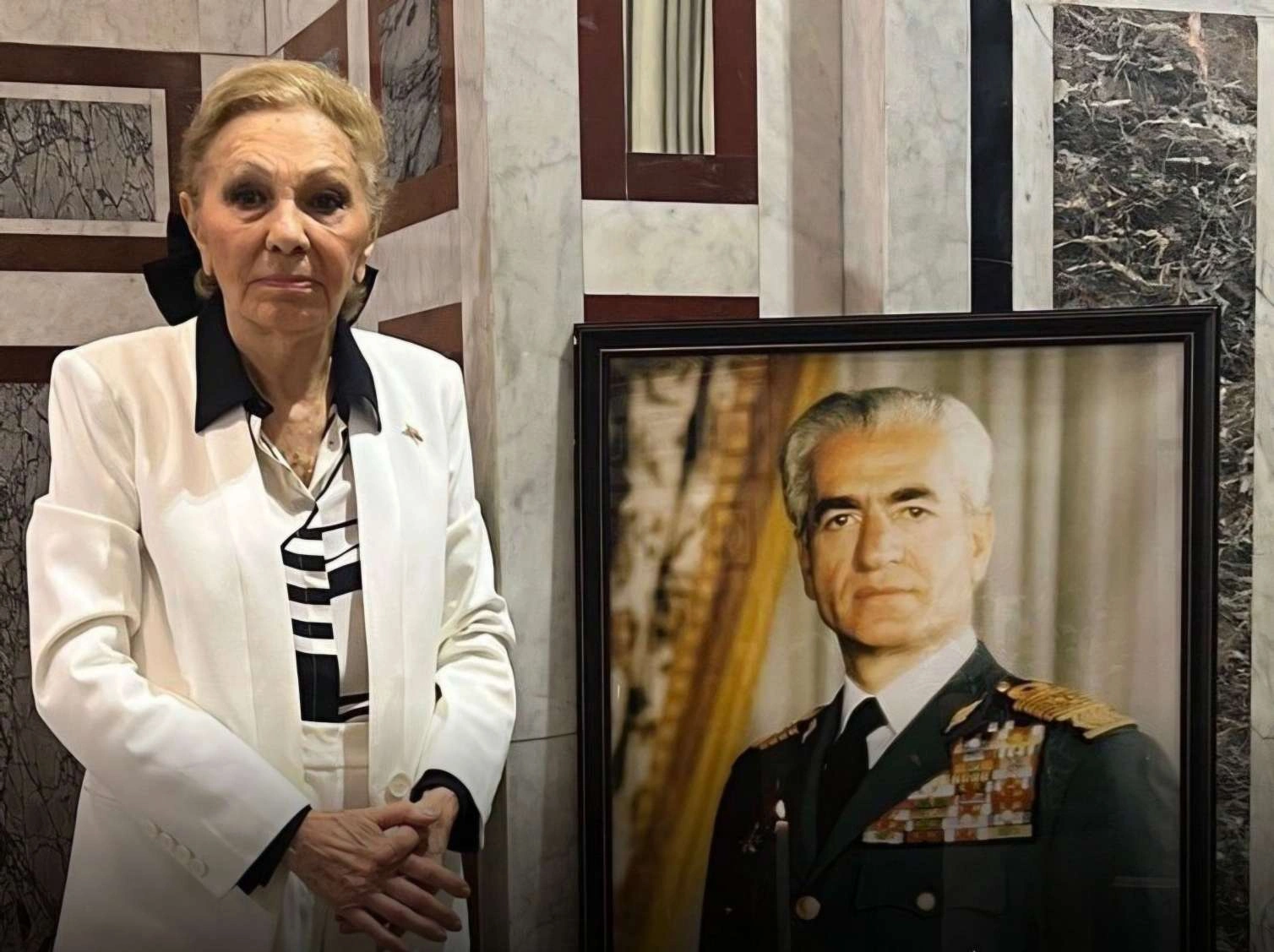 İran şahının azərbaycanlı arvadı müraciət yaydı