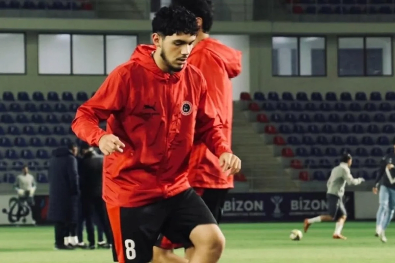 Albaniya klubuna keçən Kamil "Liverpul"da oynamaq istəyir