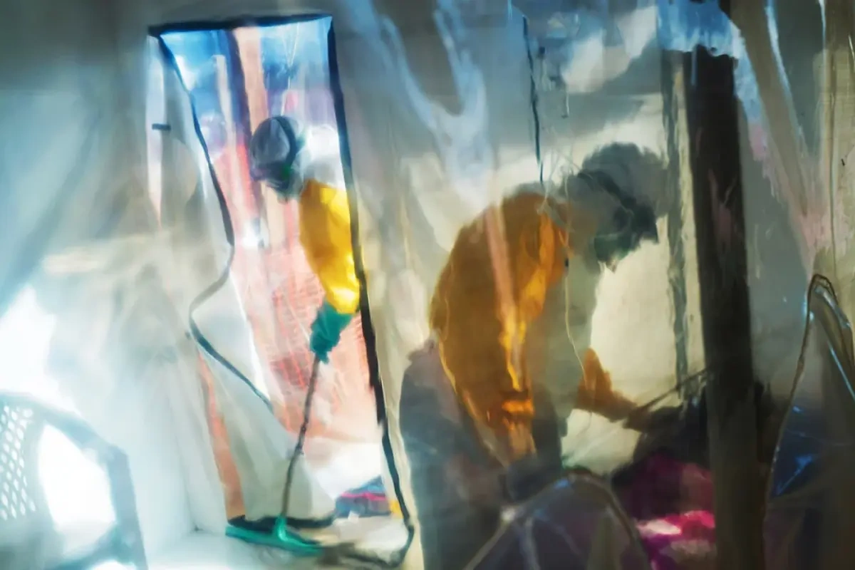 ABŞ Ebola şübhəsi olan vətəndaşları üçün Keniyada karantin mərkəzi yaradır