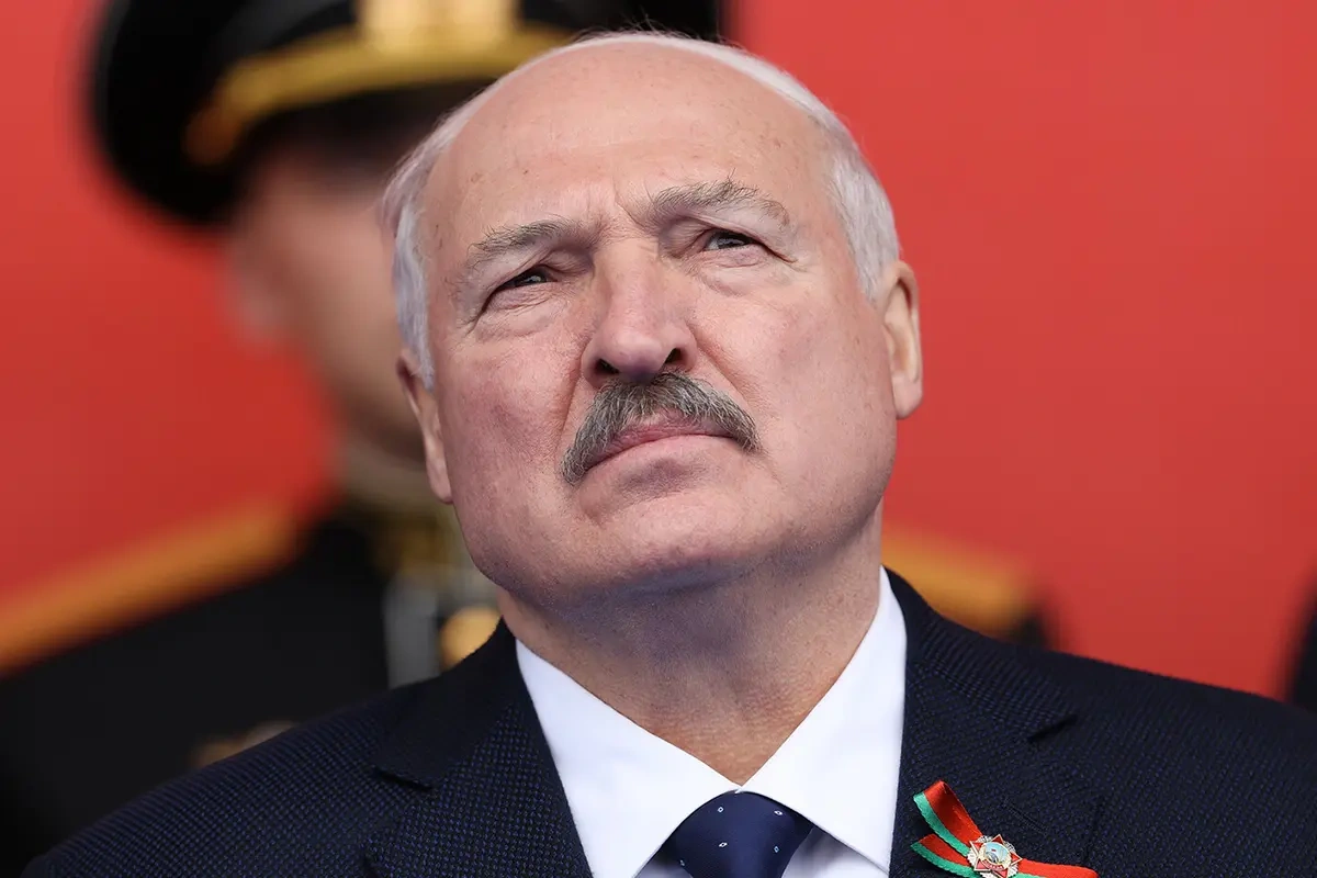 Lukaşenkonun kanalı oğurlandı, erotik paylaşımlar etdilər