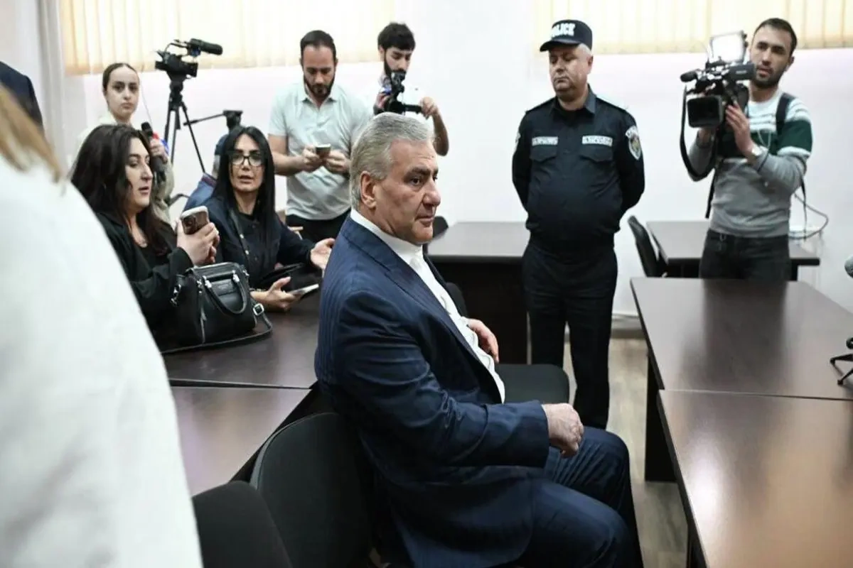 Karapetyanın ev dustaqlığının müddəti uzadıldı