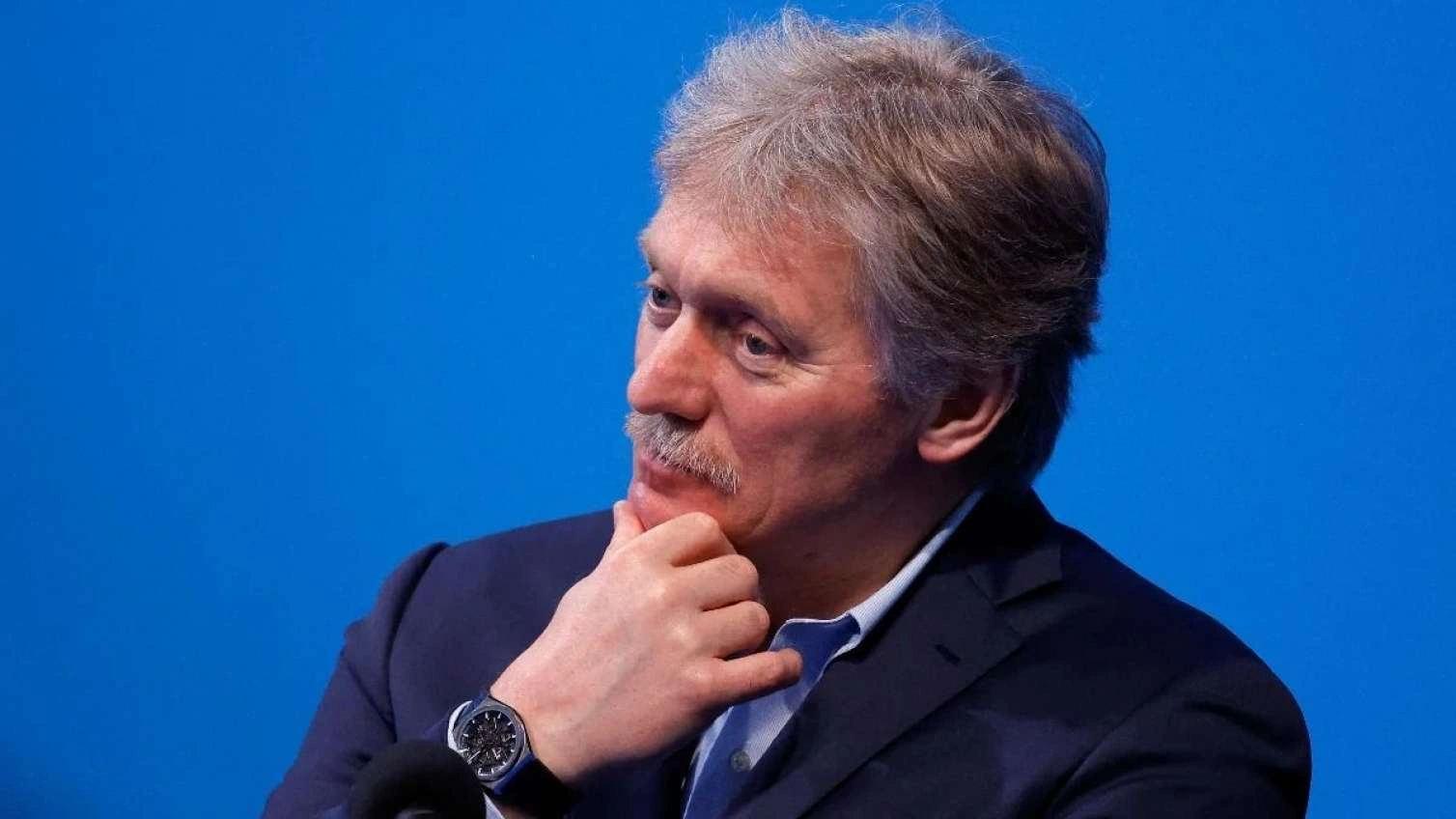 Zelenski “Maşa və Ayı”ya sanksiya qoydu, Kremldən cavab