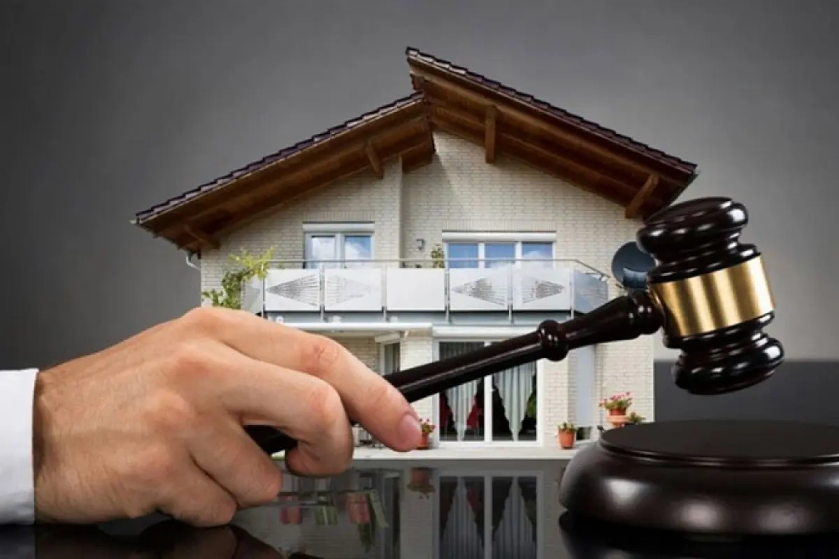 İranda casusluqda ittiham olunanların əmlakı müsadirə edildi