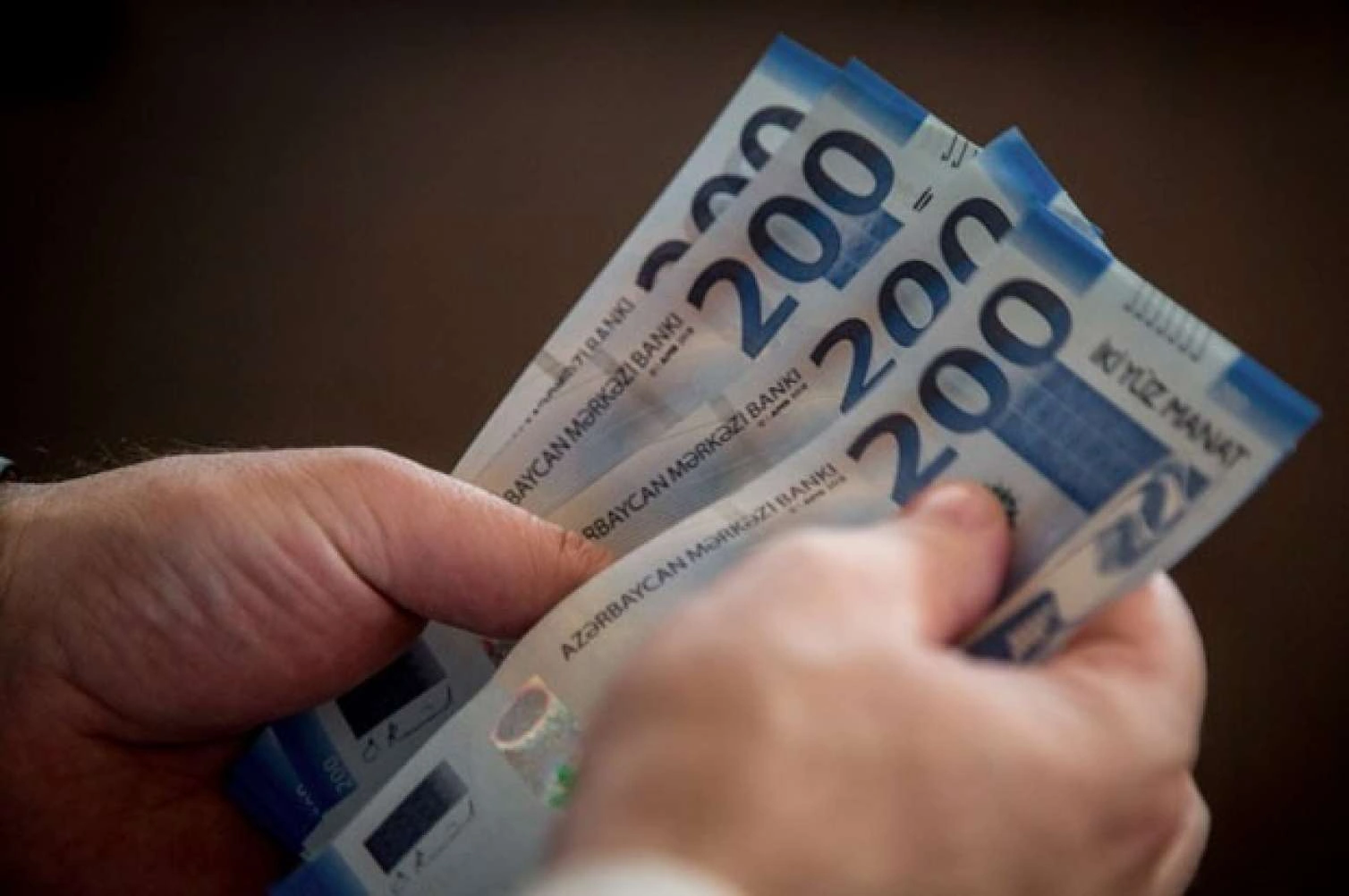 Onların maaşı