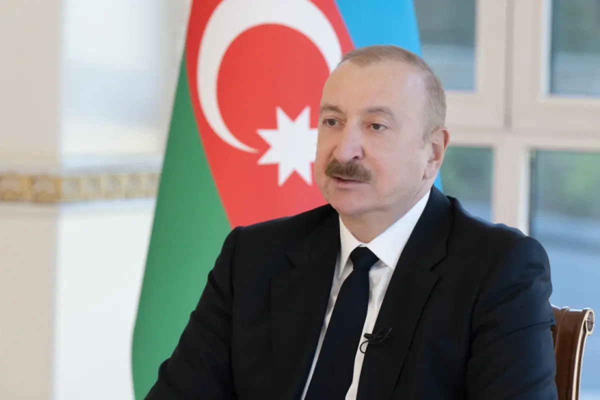 Prezident həmkarını təbrik etdi