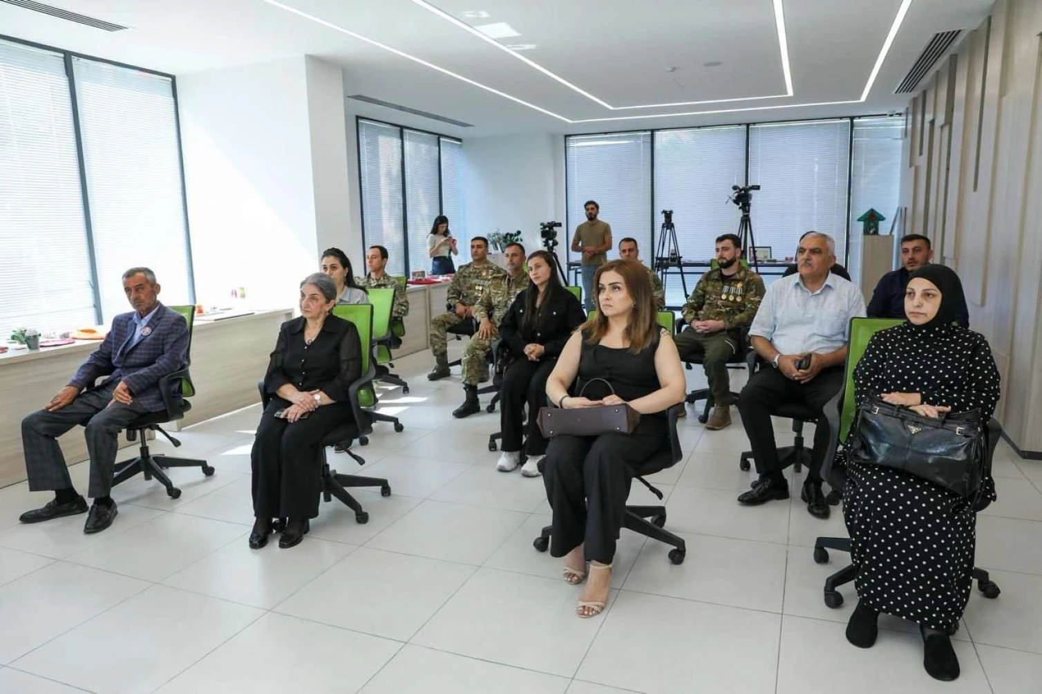 Dövlət Suverenliyi Günü ərəfəsində şəhid ailələri və qazilərə daha 36 mənzil verildi