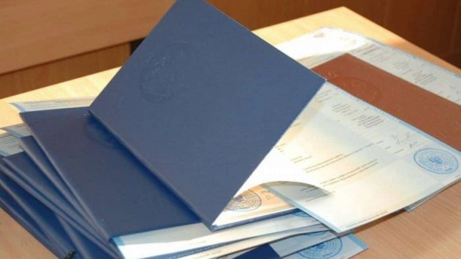 Saxta həkim diplomları üzə çıxdı –