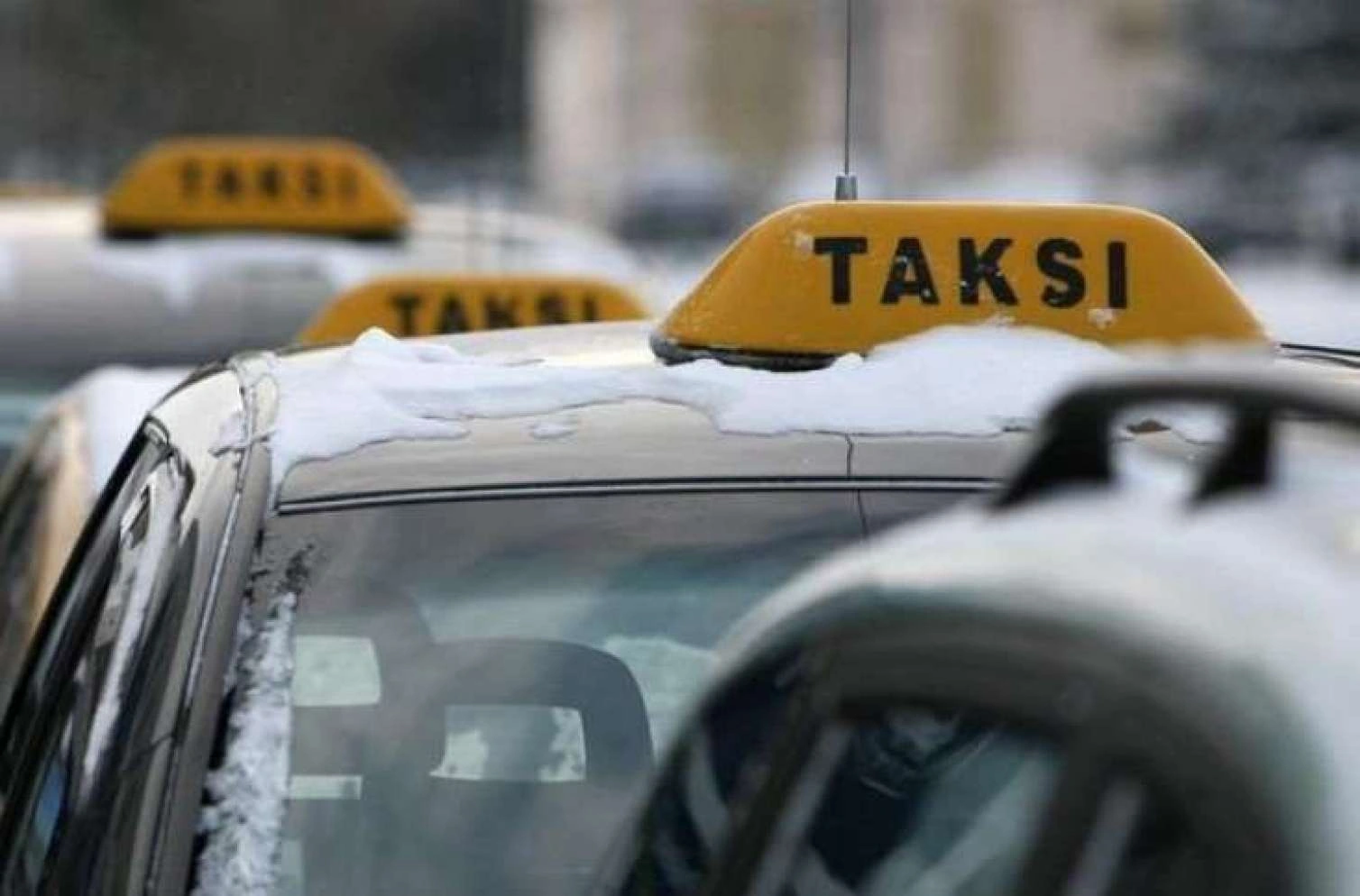Deputatdan taksilərlə bağlı təklif