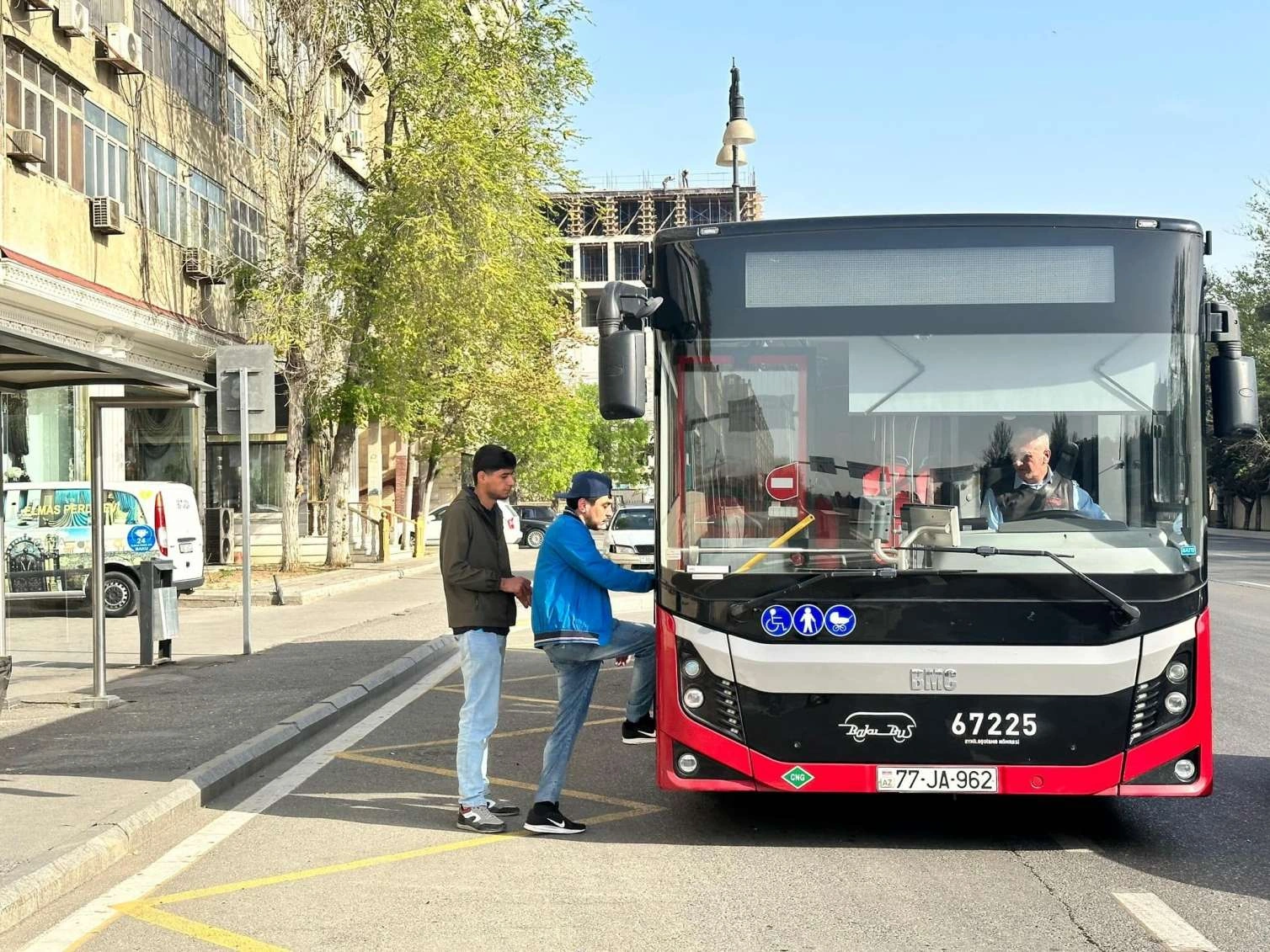 Bu marşrutların hərəkət sxemi müvəqqəti dəyişir